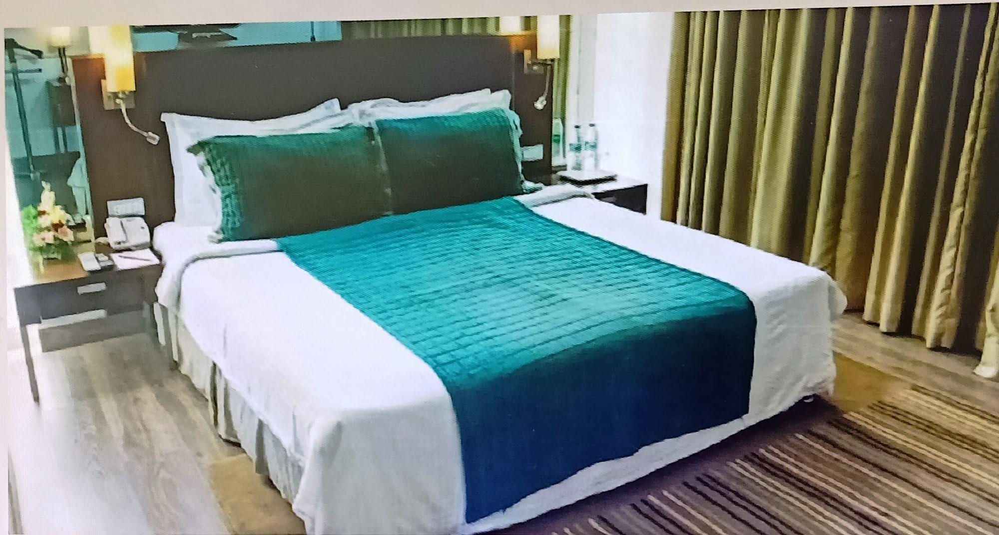 Hotel St Laurn Koregaon Park