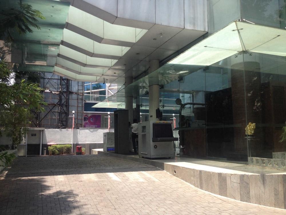 St Laurn Koregaon Park 4*