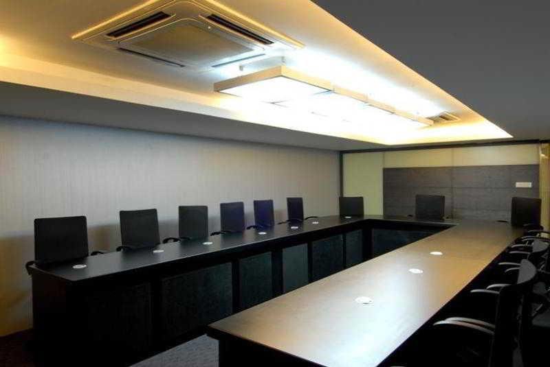 St Laurn Koregaon Park 4*