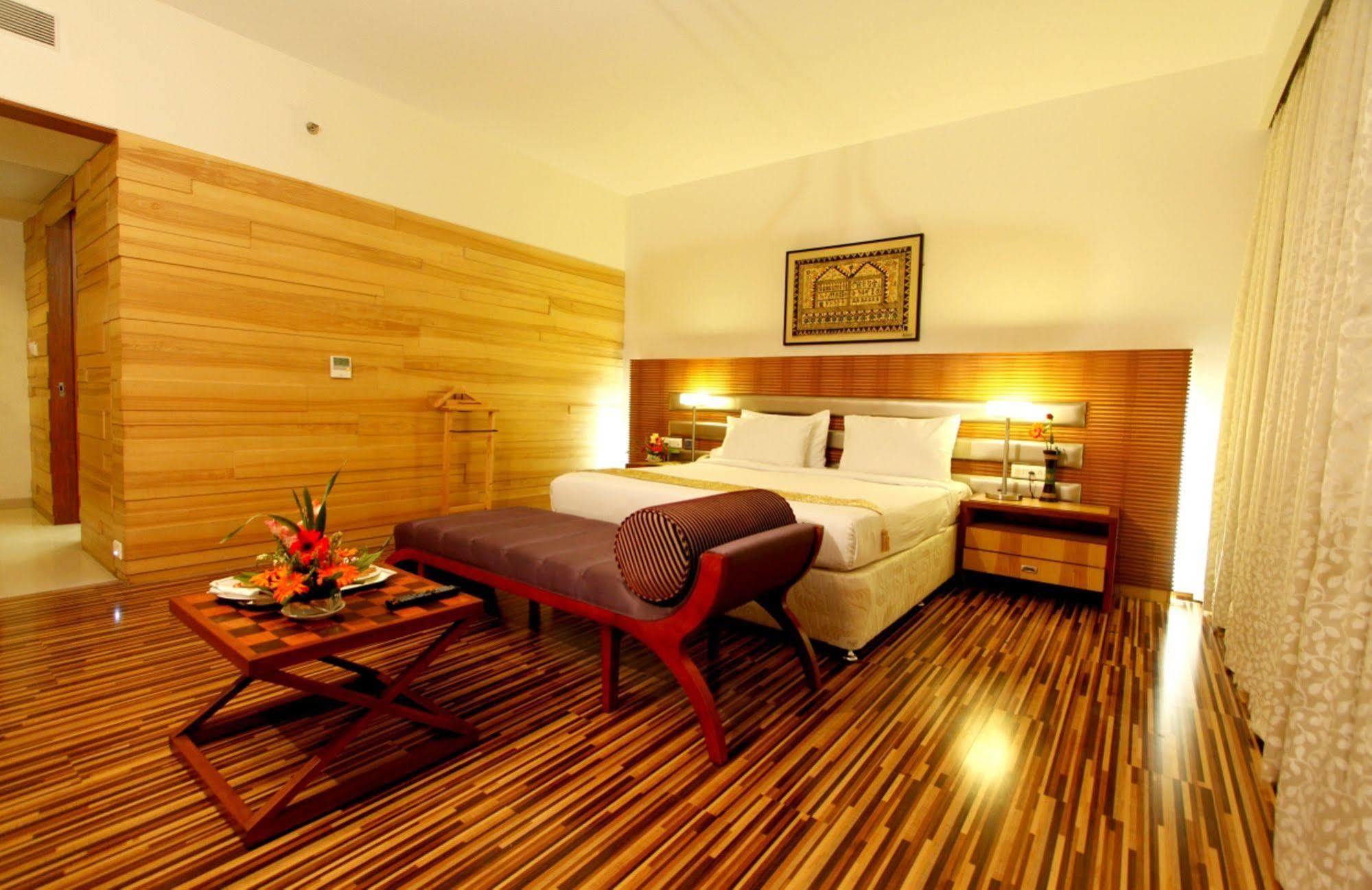 St Laurn Koregaon Park Hotel 4*